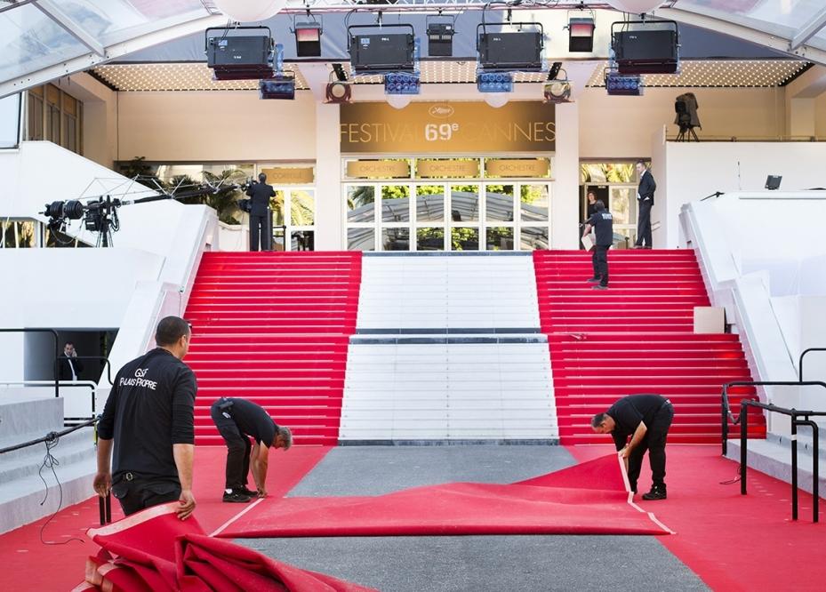 Cannes červený koberec